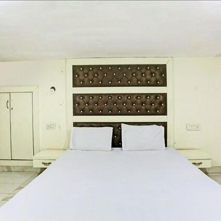Mishra Residency Hotel Amritsar Exterior photo